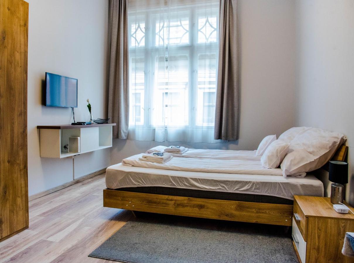 Molnar Apartment Cozy City Center Retreat For 2 Ac & Perfect Location! Budapeszt Zewnętrze zdjęcie
